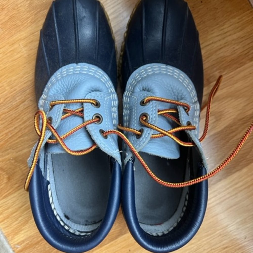 LL Bean Women's Gumshoes,  size 7, Medium B, Flint Blue/Bright Navy. "BeanBoots"